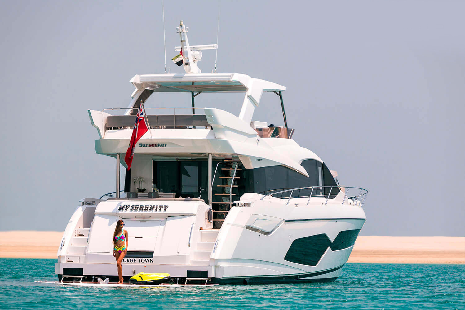 Essential Tips for Renting a Yacht for Your New Year Celebration
